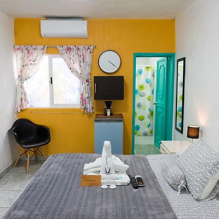 Posada Paso Del Sol Isla Mujeres Kültér fotó
