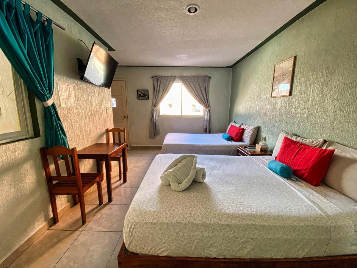 Posada Paso Del Sol Isla Mujeres Kültér fotó