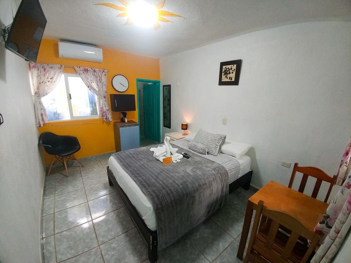 Posada Paso Del Sol Isla Mujeres Kültér fotó